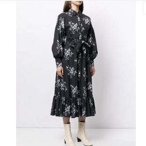Cinq à Sept Beautiful  Boho Modest Freesia  Floral Long Sleeve Dress